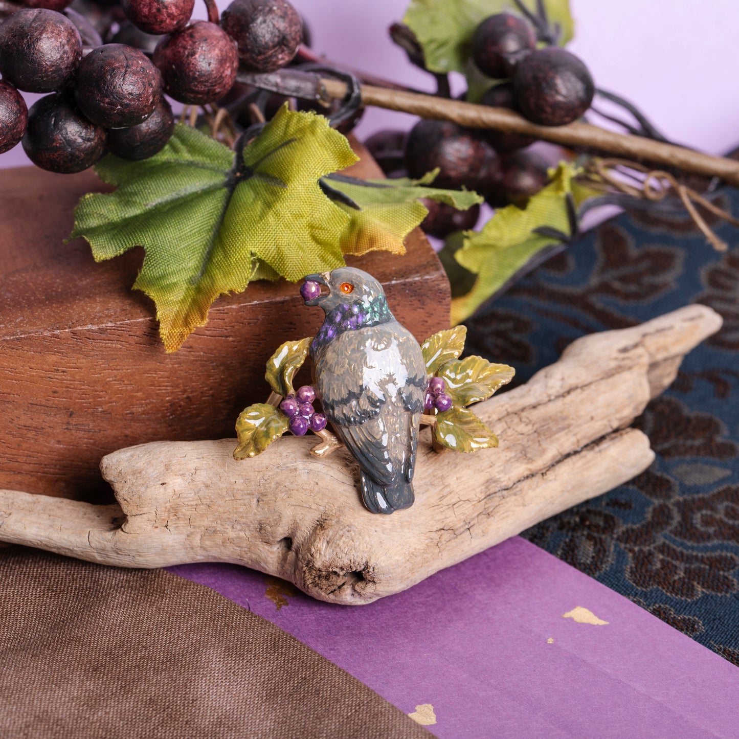 【SUU】カワラバト帯留め