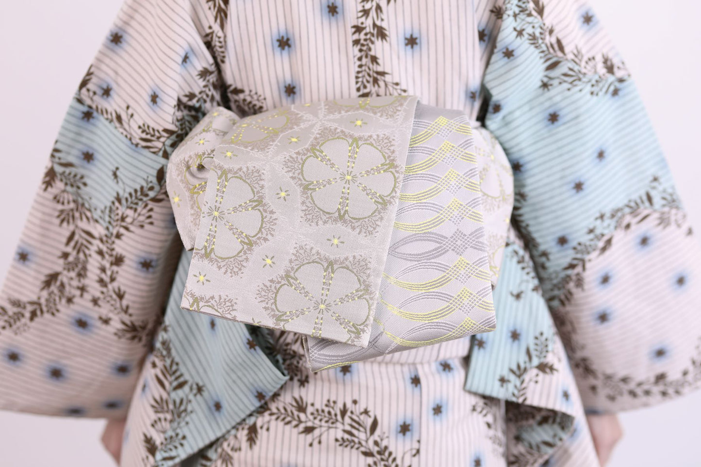 5-9kimono2023 アンティークリース(ライトブルー)