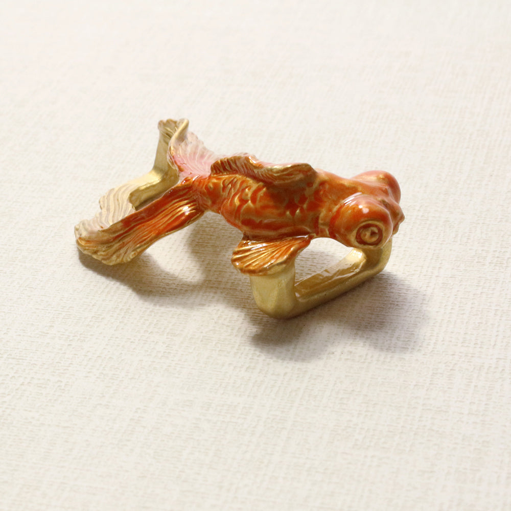 数-SUU- 出目金帯留め(GD)